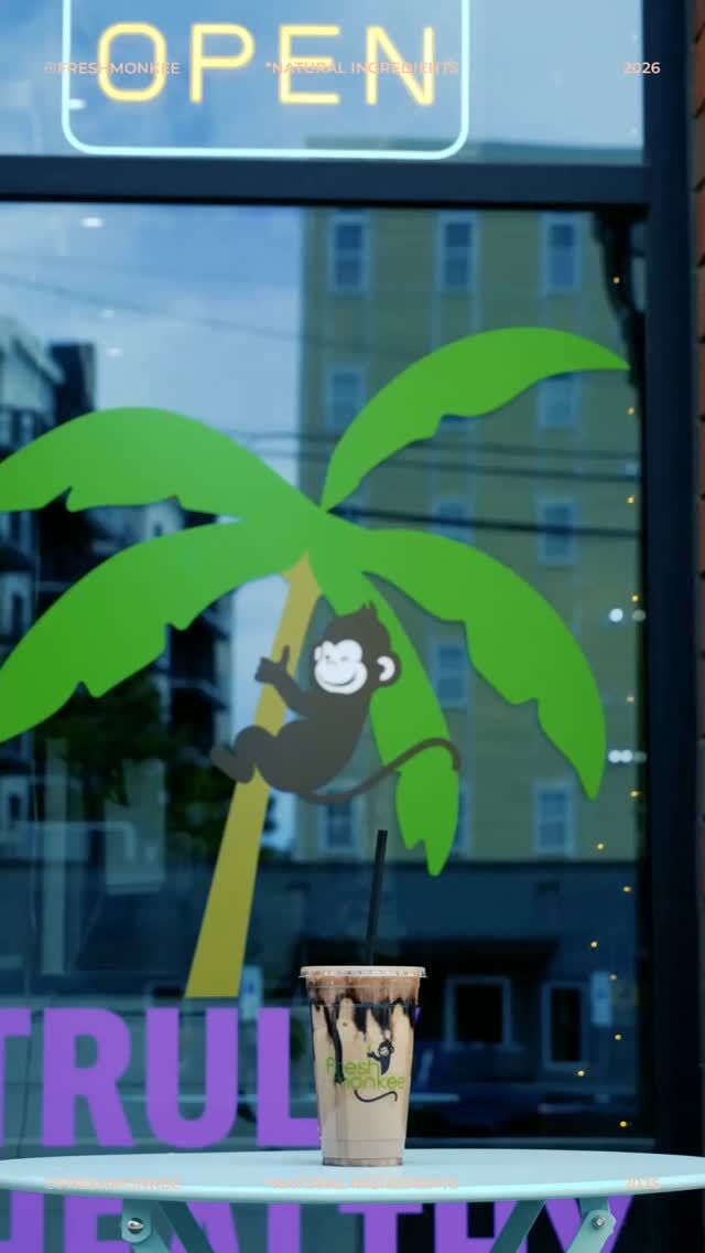 One shake? Impossible to choose 👀

With so many fresh protein shakes to try, there's always a new favorite waiting for you🧋 

Come visit us or order yours through the Fresh Monkee app🐒